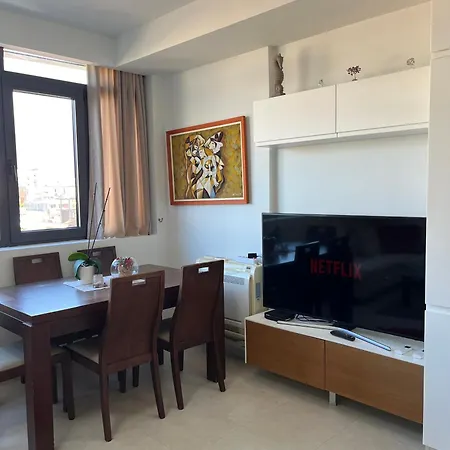 Big Flat In *
